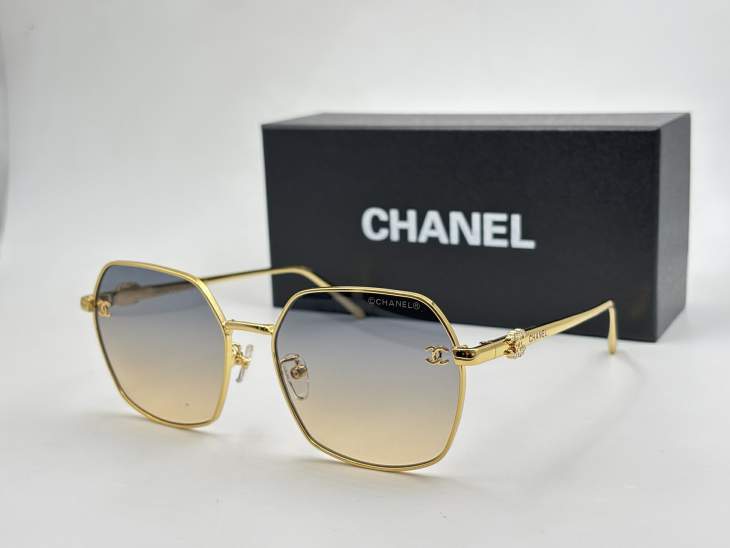 Picture of Chanel Sunglasses _SKUfw76988627fw